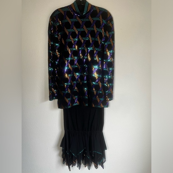 Vintage St.John 80’s Style Metallic Pattern Suit and Skirt Set Size 8 - Picture 4 of 12